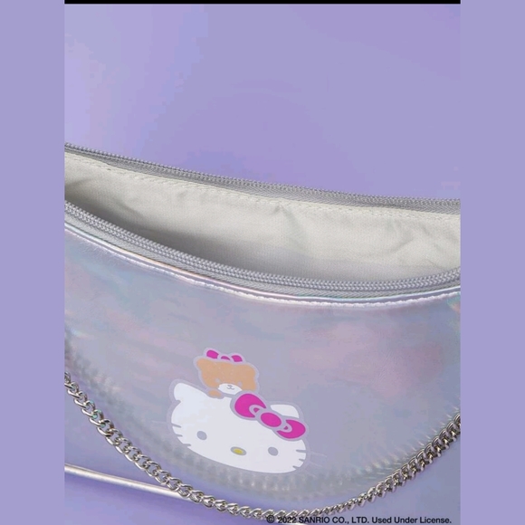 Holographic Hello Kitty Purse - Picture 8 of 8